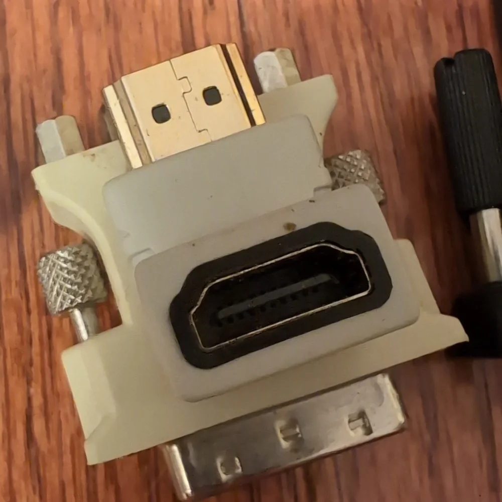 PC & Mac DVI VGA HDMI Serial Connectors Adapters